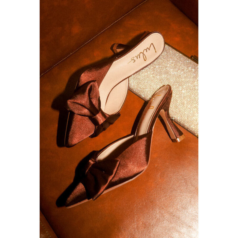 Lulu's Brown Heels with Bow Detail